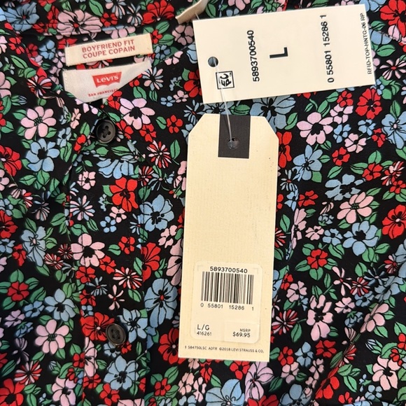 NWT Levi’s Black, Red, Blue and Pink Floral Shirt - Picture 4 of 4